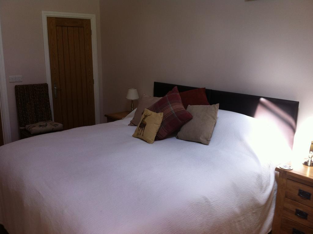 HOTEL THE CHOLMELEY ARMS BURTON COGGLES 4 United Kingdom from